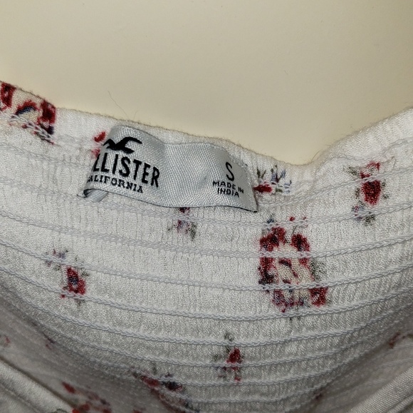 New Hollister Blouse - Picture 2 of 3